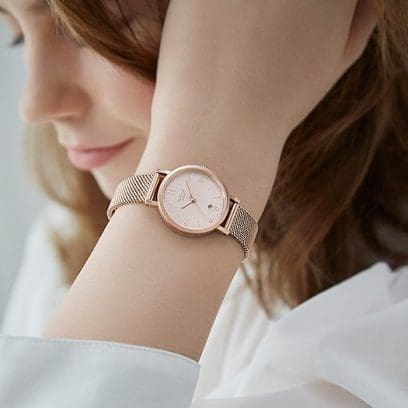 CASIO 氣質女神風範米蘭錶帶腕錶-玫瑰金 (SHE-4540CGM-4A)