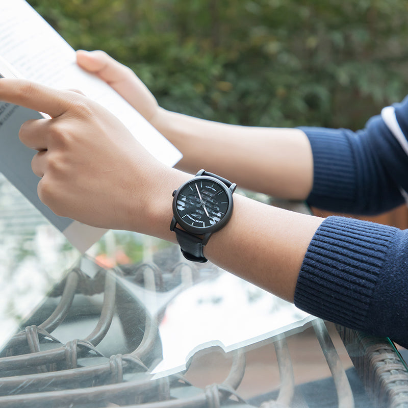 Emporio Armani  (AR60032)